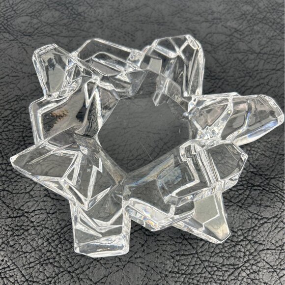 Ice Crystal Shaped Ashtray Signed Faceted Design & FM Art Glass Marking - Picture 5 of 10